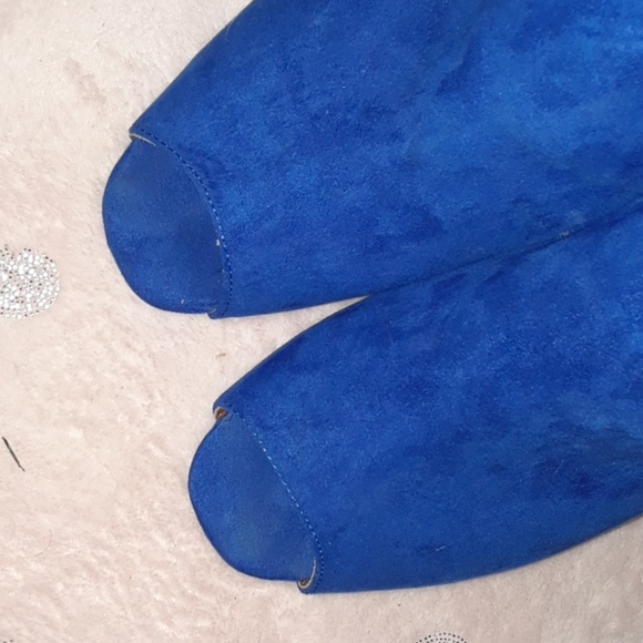 Soft Blue Heels - Picture 8 of 8